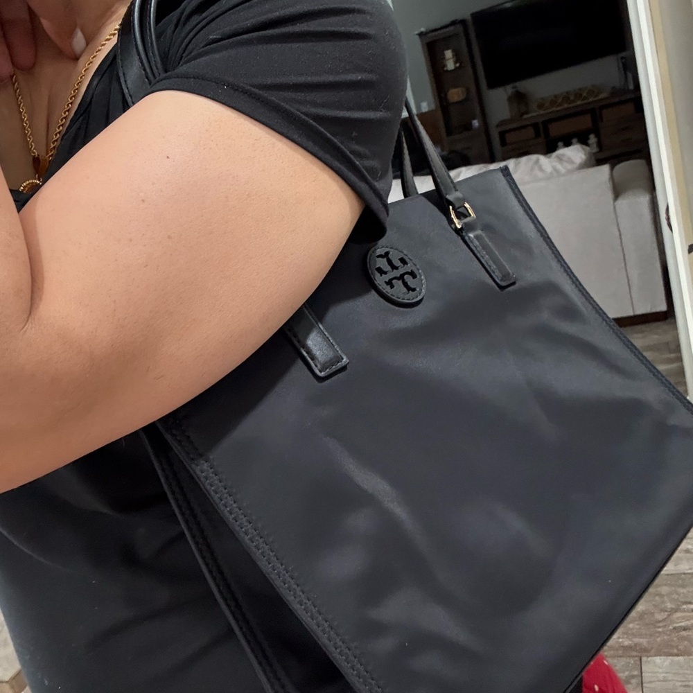 New Tory Burch Ella small tote nylon black - Picture 9 of 10